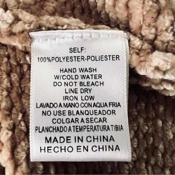 Listicle Crop Cowl Neck Sweater size M - Picture 3 of 5